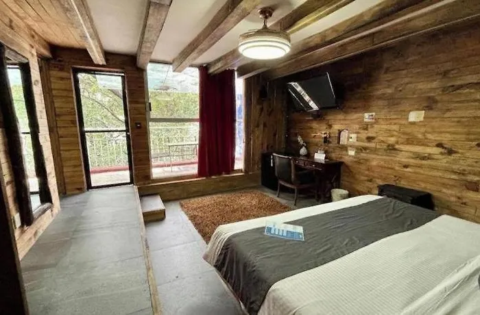 Casa Anzures Thematic 3*