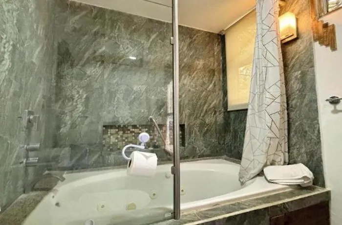 Hotel Casa Anzures Thematic